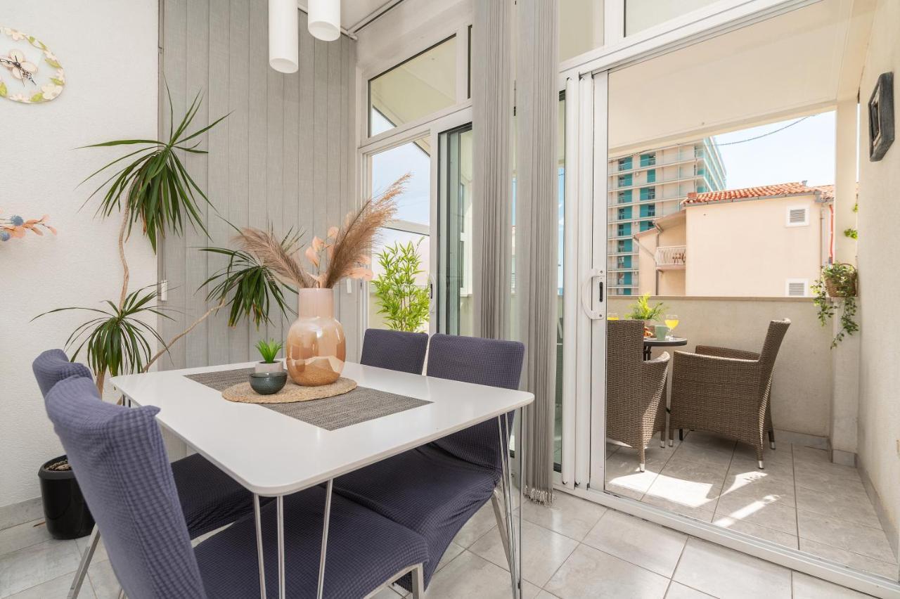 Luxury Apartments Nadalina Sea View Makarska Zewnętrze zdjęcie