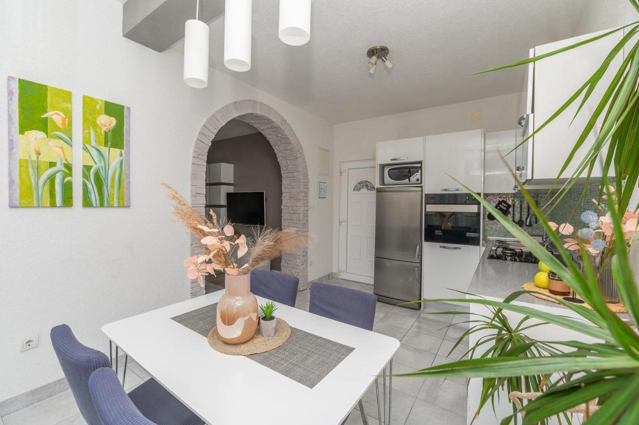 Luxury Apartments Nadalina Sea View Makarska Zewnętrze zdjęcie