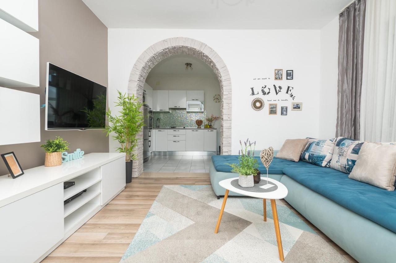 Luxury Apartments Nadalina Sea View Makarska Zewnętrze zdjęcie