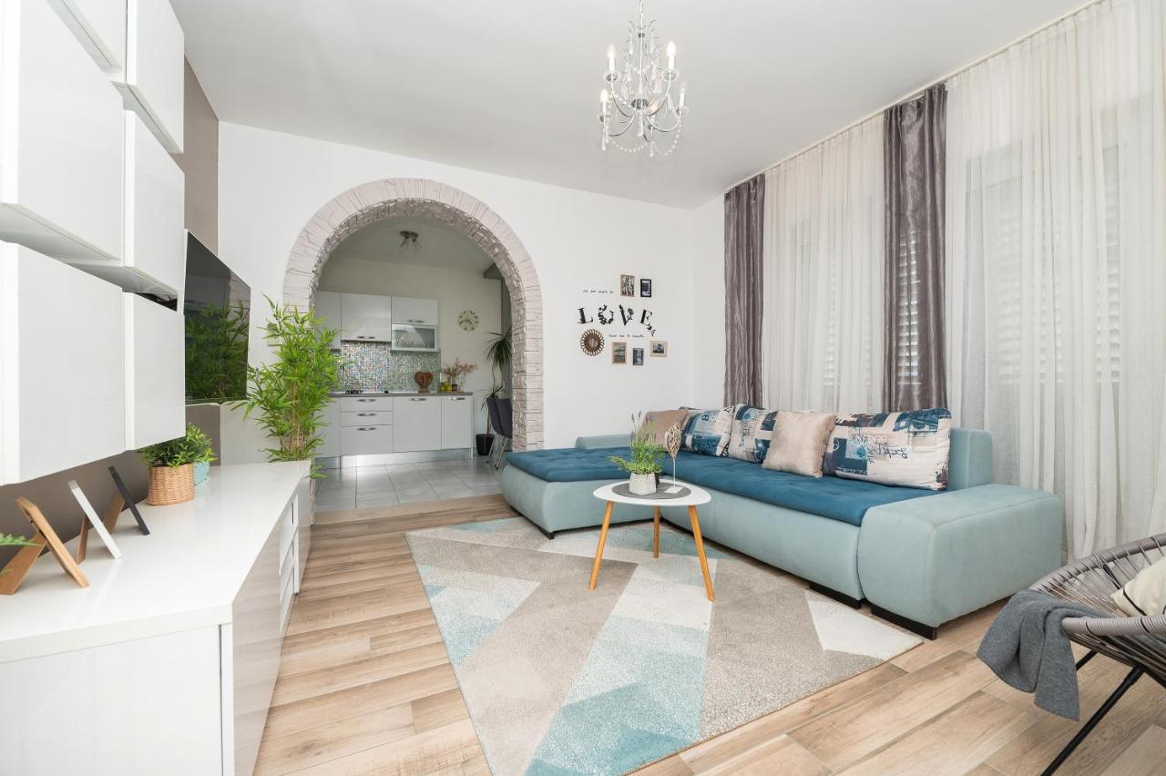 Luxury Apartments Nadalina Sea View Makarska Zewnętrze zdjęcie