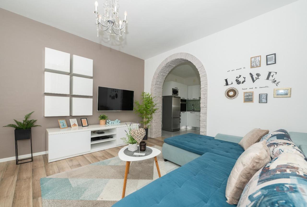 Luxury Apartments Nadalina Sea View Makarska Zewnętrze zdjęcie